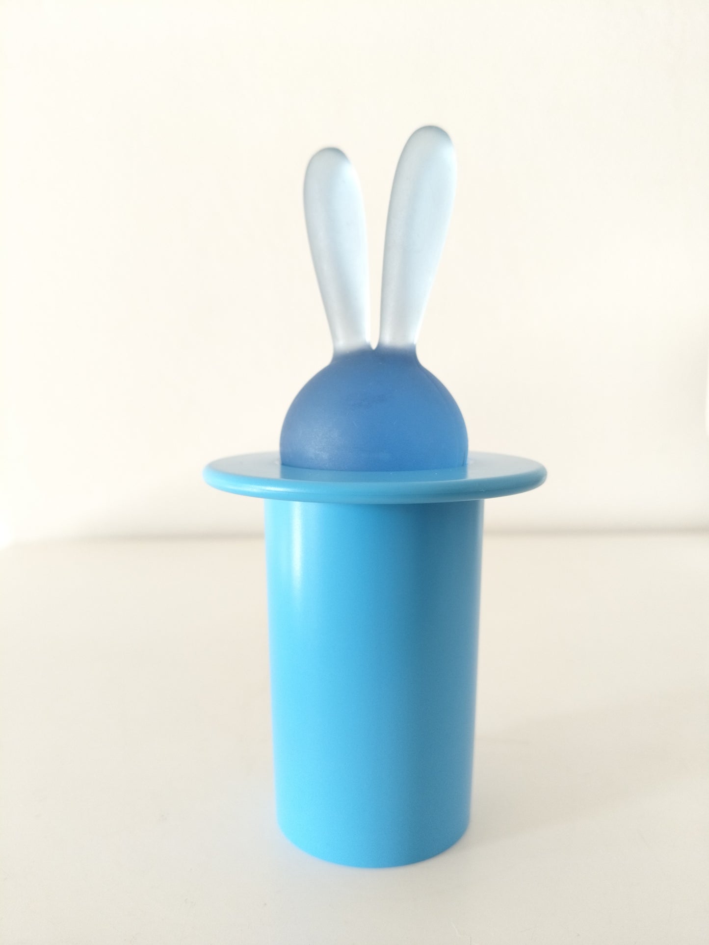 Distributeur de cure-dents Magic Bunny Alessi 1998