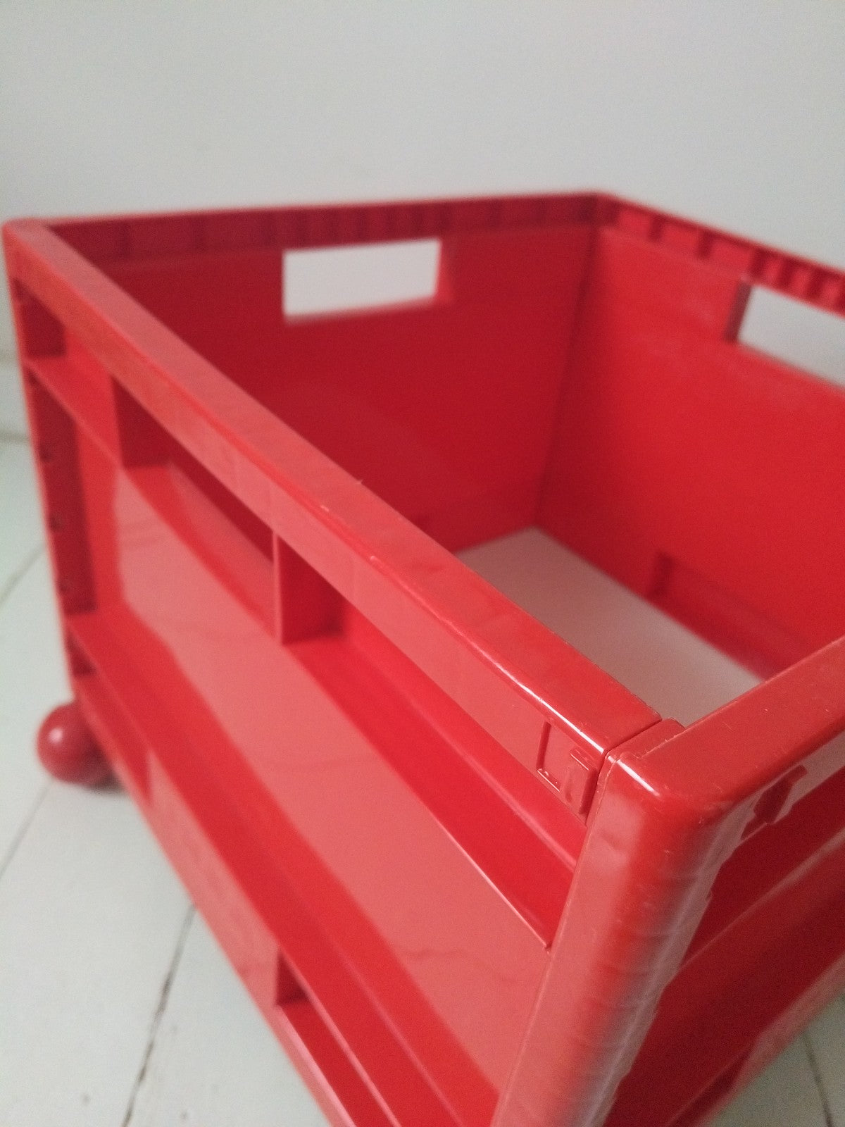 Box de rangement à roulettes en plastique Ikea Märd 90's