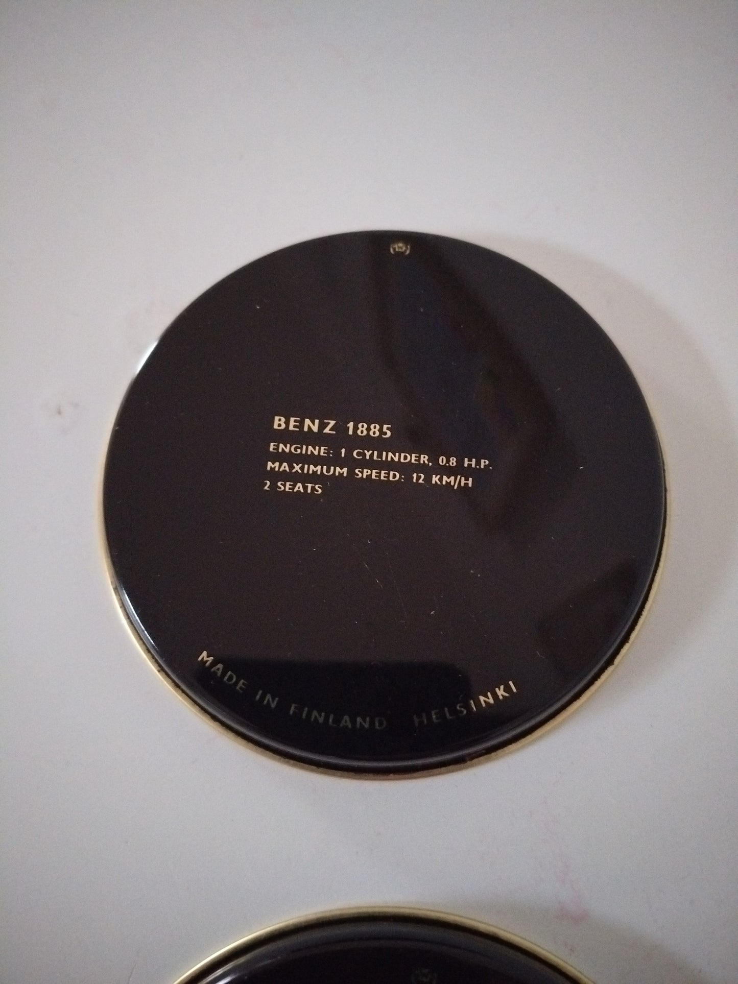 6 sous-verres métalliques voitures anciennes fin 1800 début 1900 made in Finlande