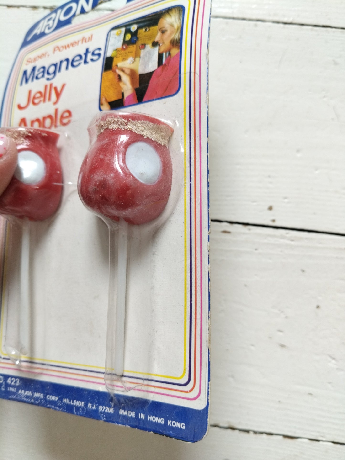 Duo de magnets gaufres ou pommes d'amour Arjon Hong Kong 1985 au choix