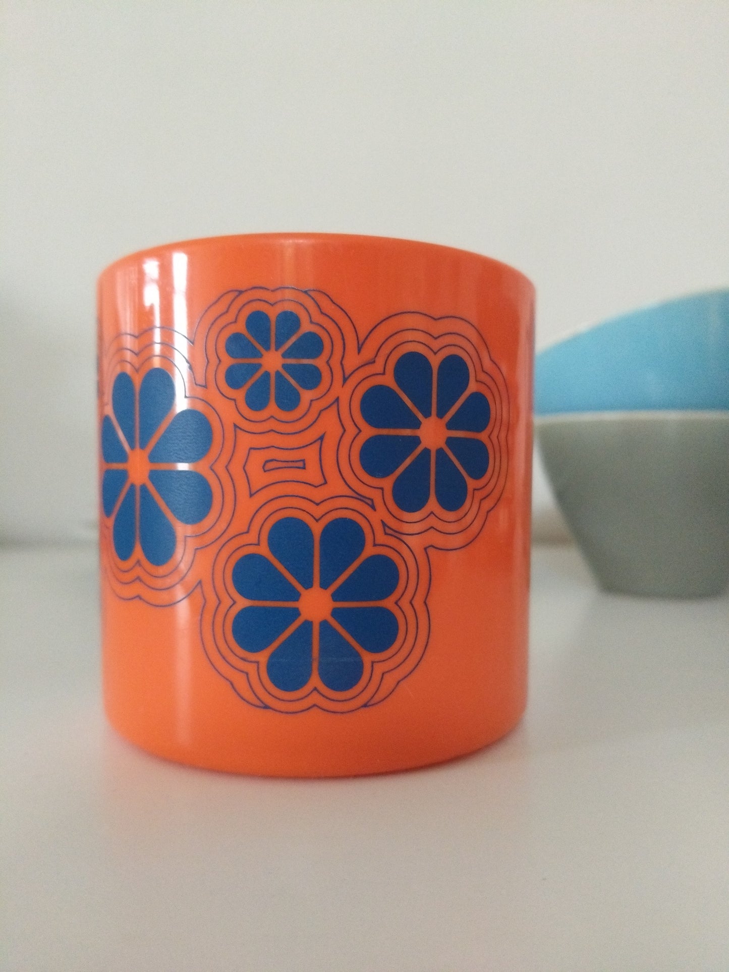 Tasse/ mug en plastique Benco Nutricia au choix
