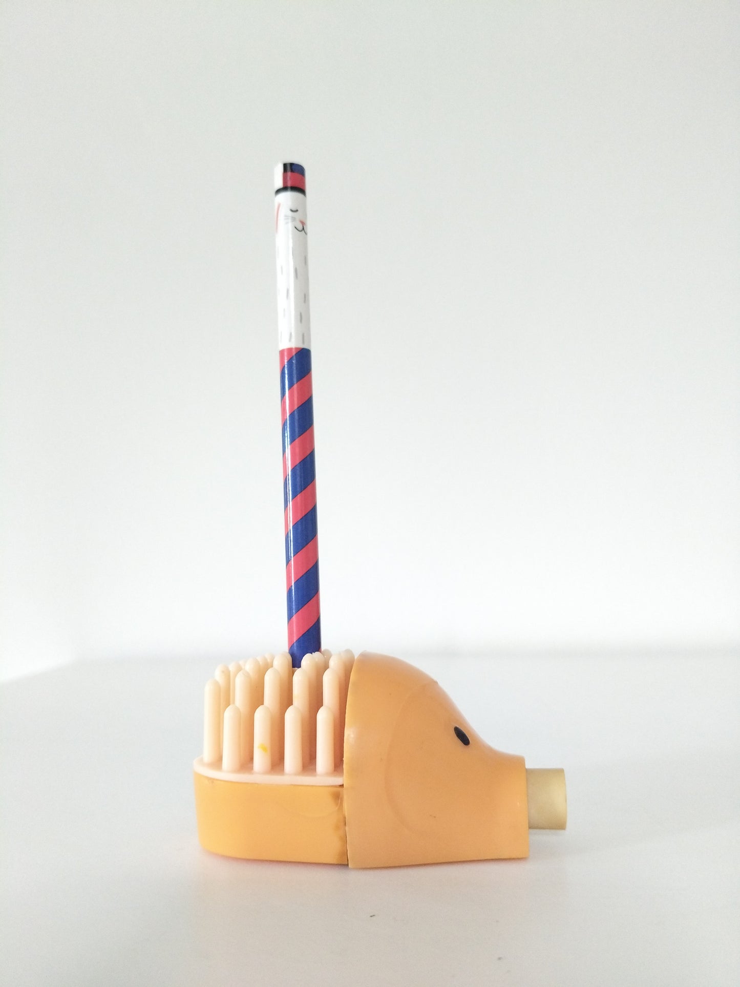Hérisson miniature taille-crayon, porte-crayon et gomme 80's couleur au choix