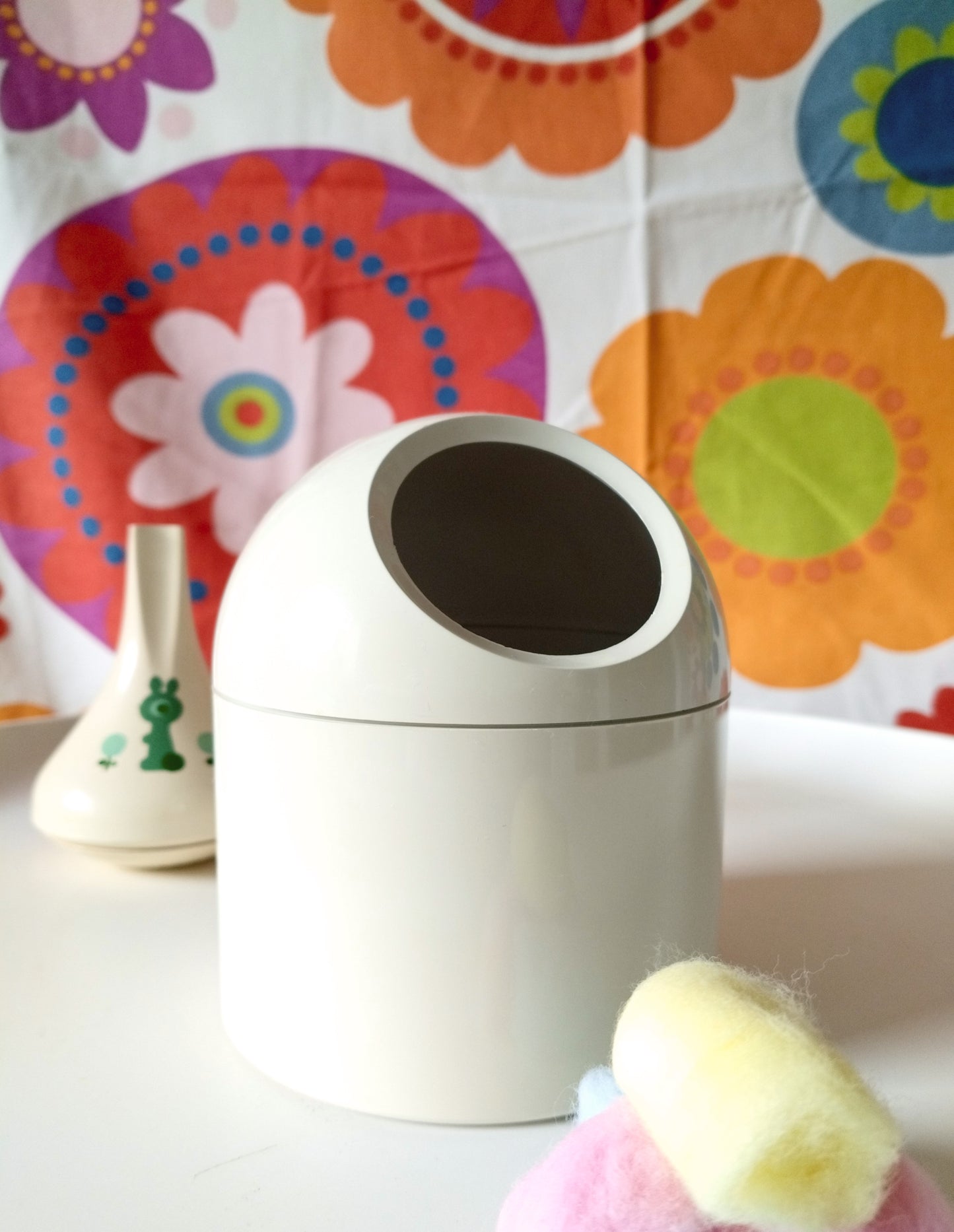 Pot/ boîte Gedy par Makio Hasuike Italy ! Priorité à Sonia !