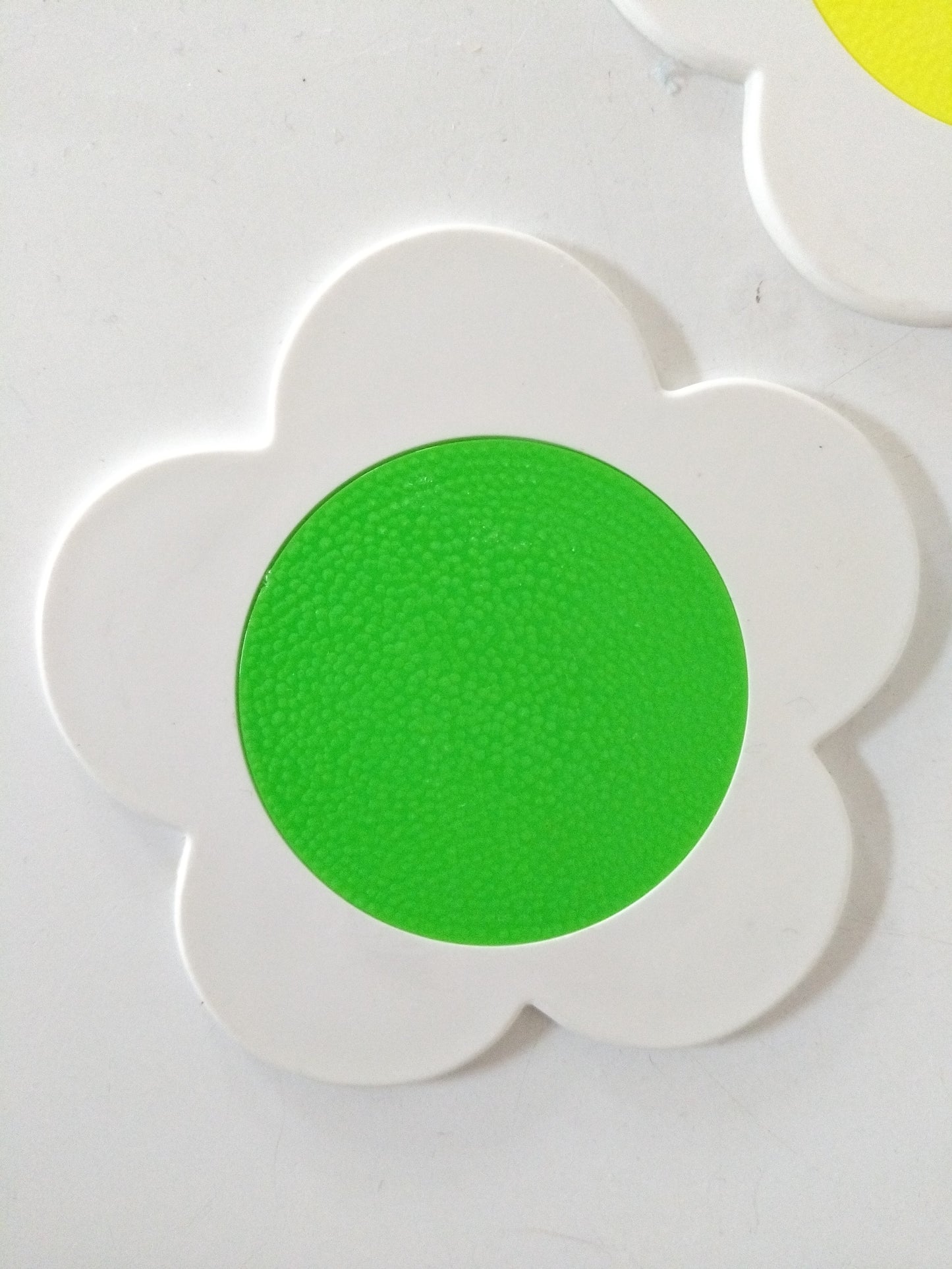 Ensemble de 6 sous-verres fleur en plastique
