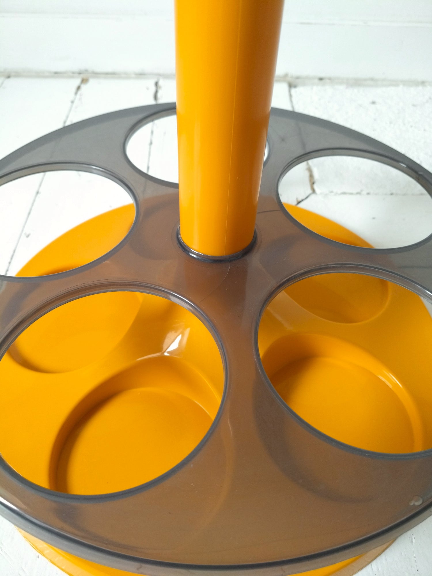 Mini bar portatif en plastique Flair pour Prisunic Holland - cetaitmieuxavant