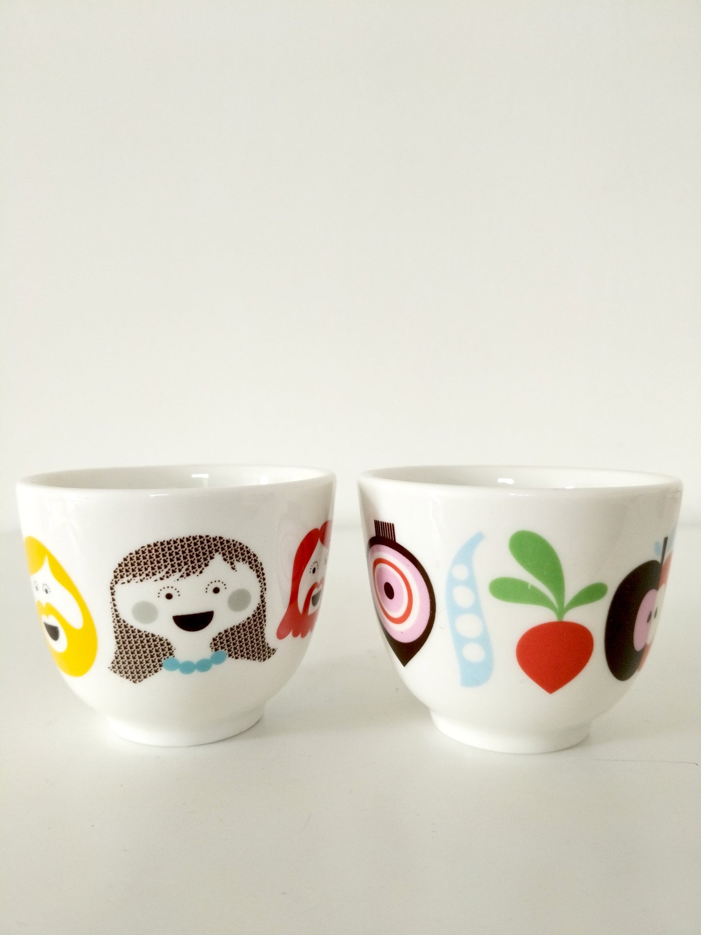 Ensemble de 2 mini cache-pots/ tasses à espresso par Sandra Isaksson pour Isak Suède 2010