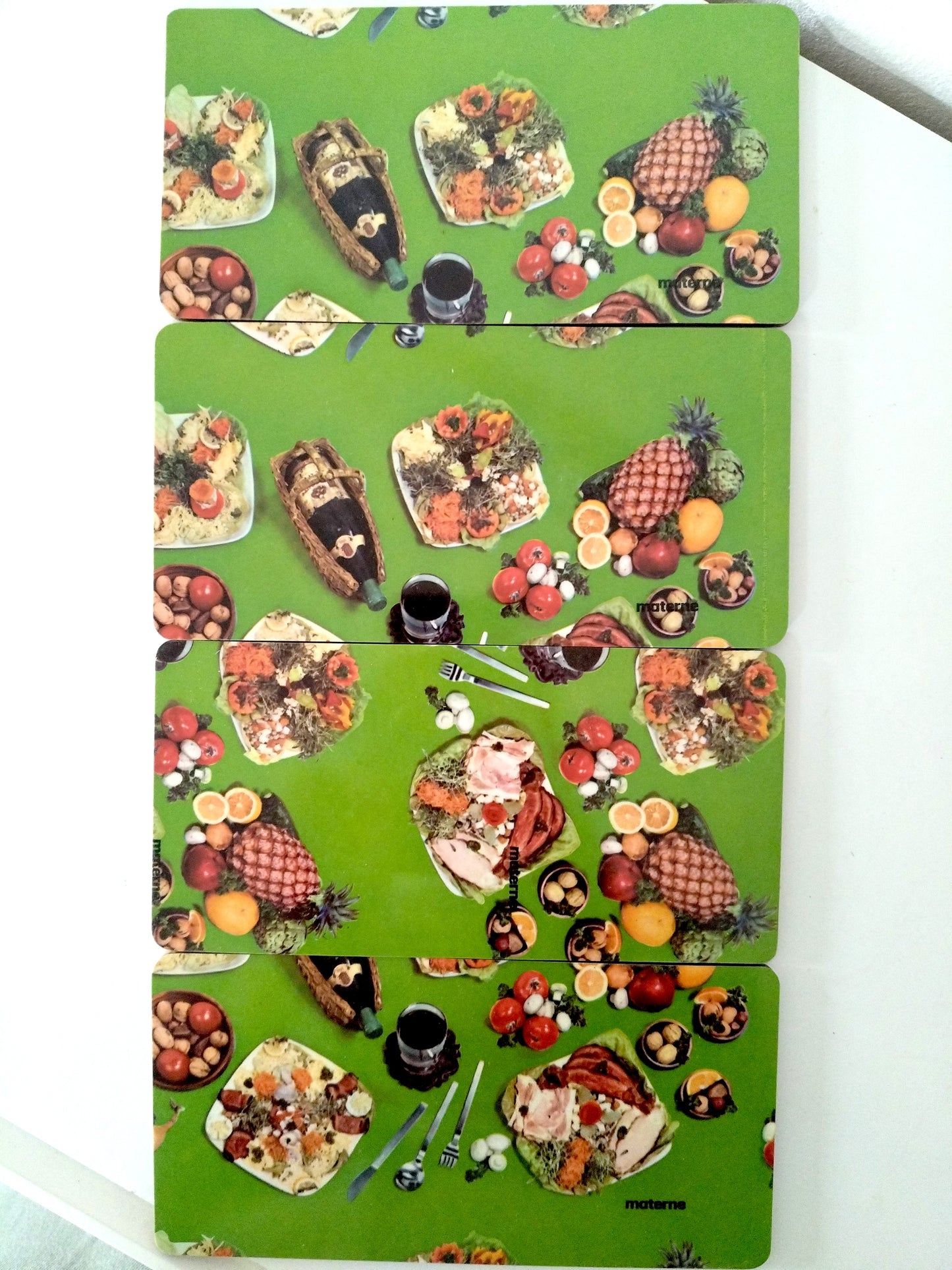 2 planchettes à pain publicitaires Materne en formica (2 sets de 2 disponibles)