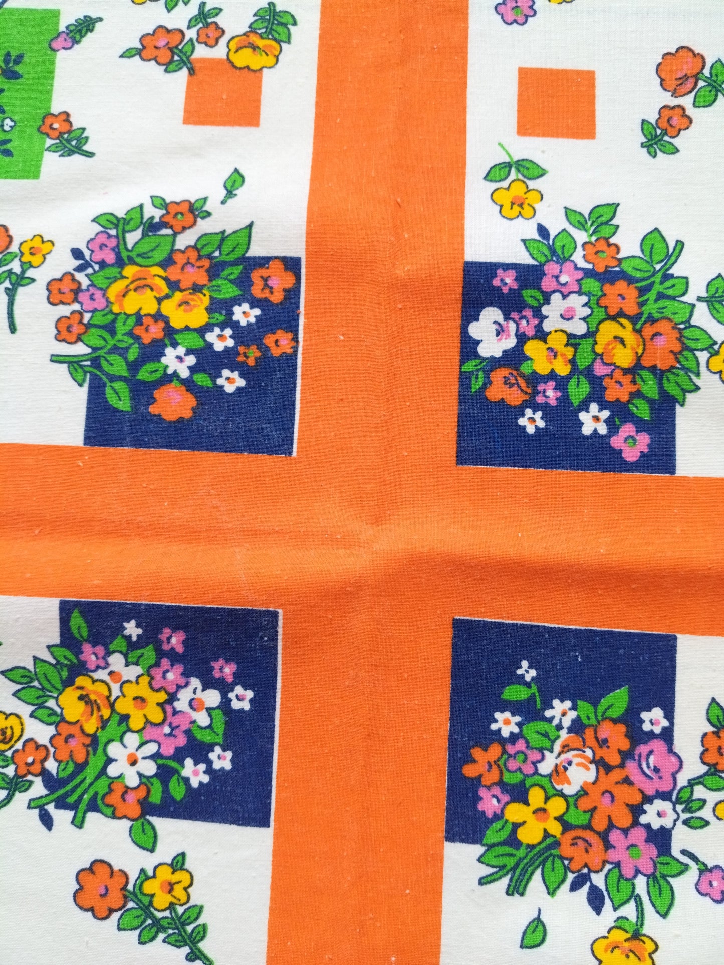 Petite nappe carrée en coton - cetaitmieuxavant