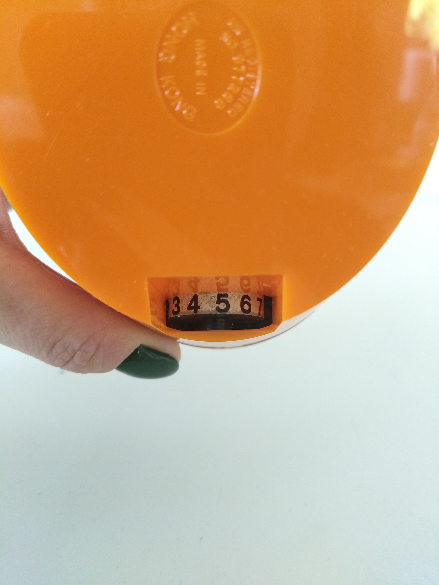 Calendrier perpétuel en plastique design UK made in Hong Kong - cetaitmieuxavant