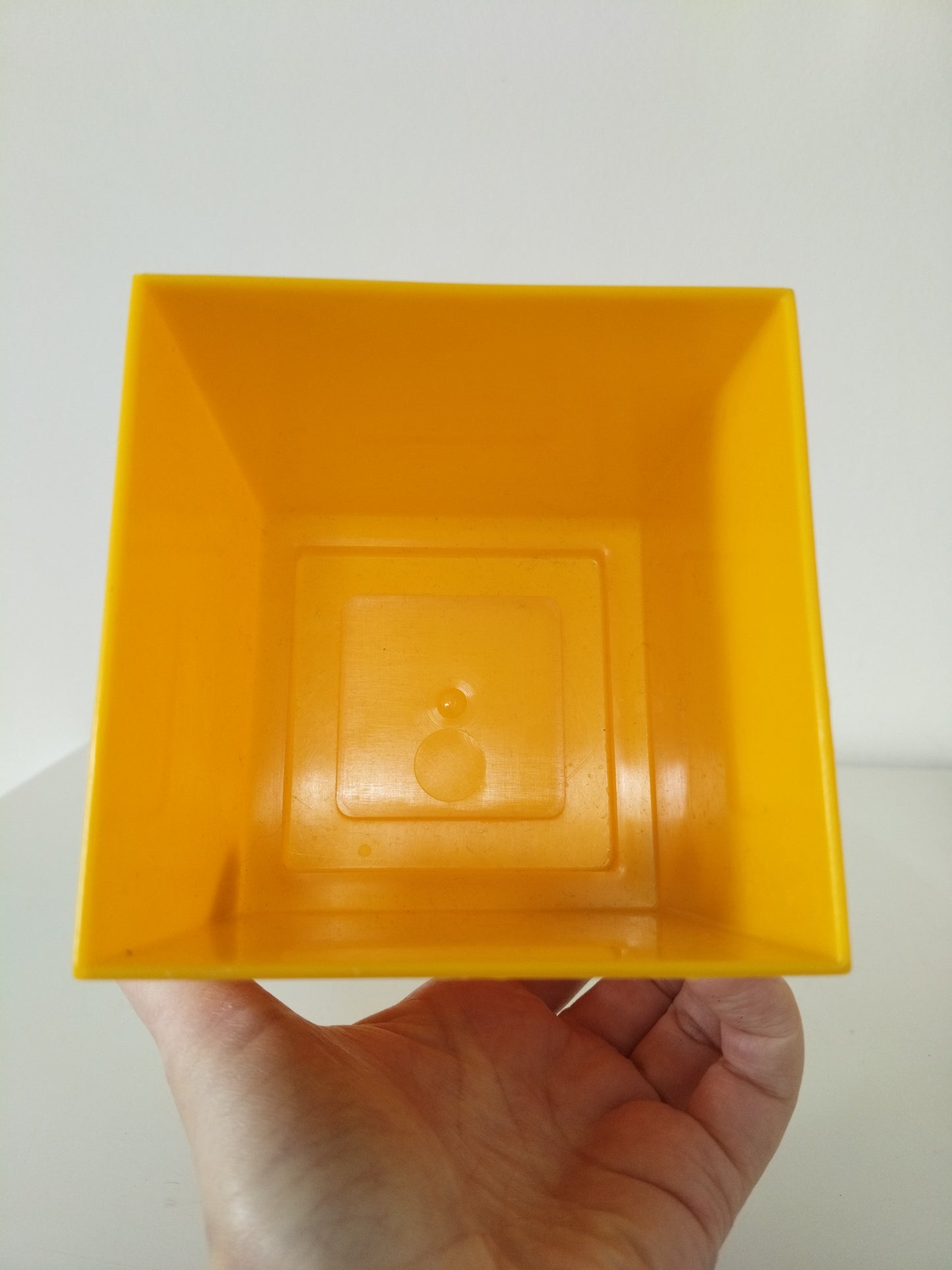 Petit cache-pot en plastique Holland à l'unité