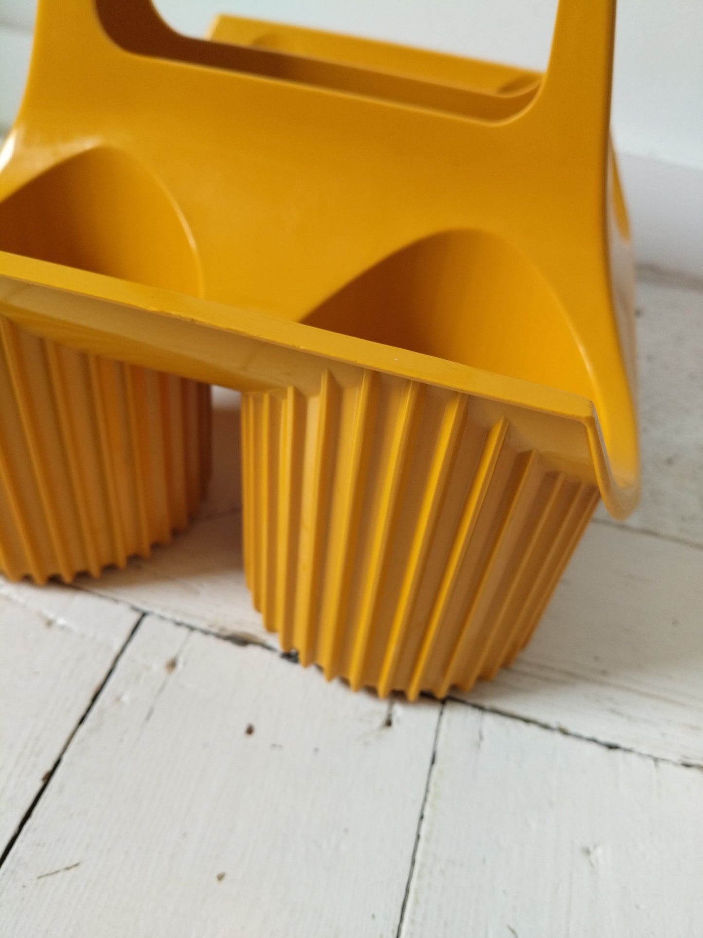 Range/porte-bouteilles en plastique Curver - cetaitmieuxavant
