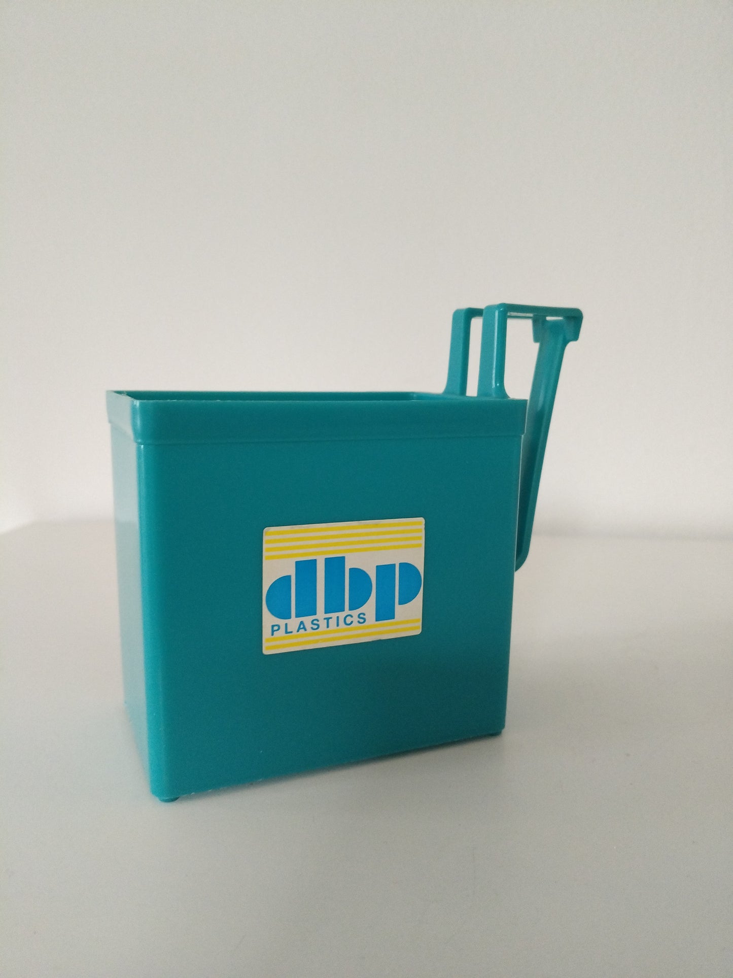 Porte brique de lait en plastique DBP plastics - cetaitmieuxavant