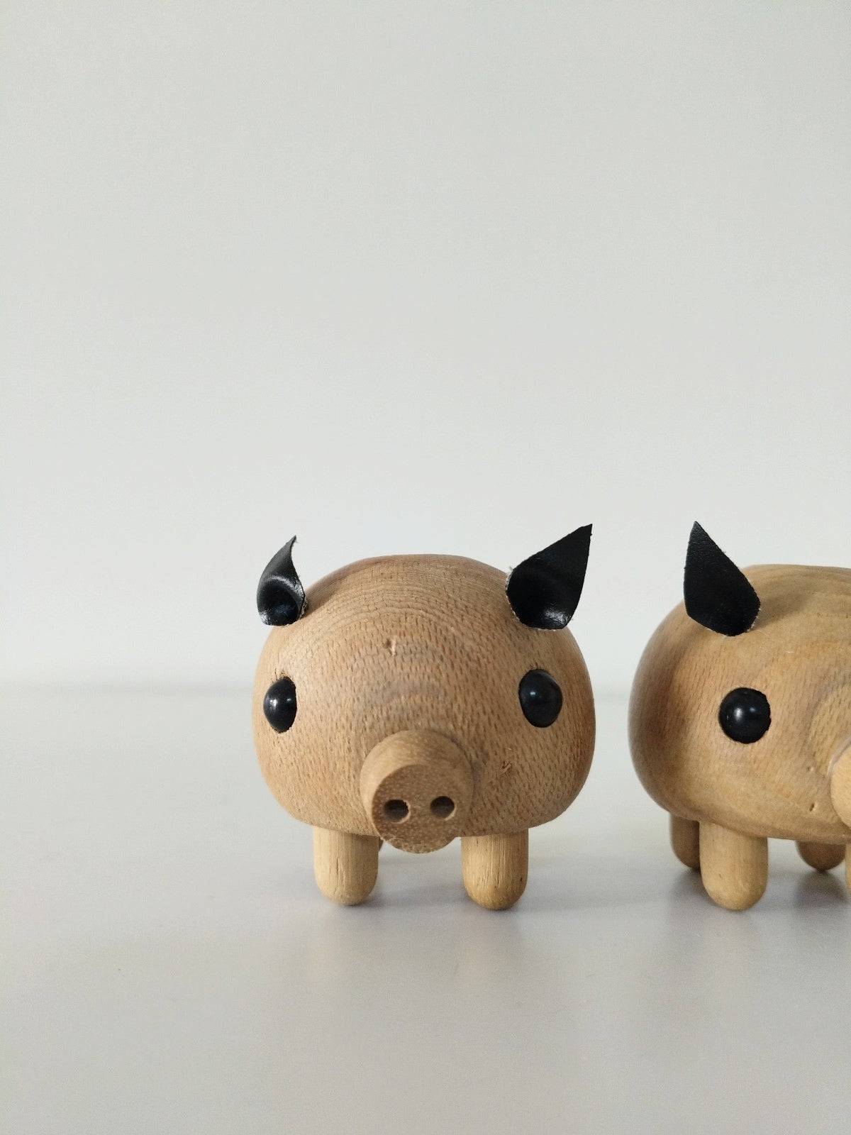 Petit cochon porte cure-dents en bois à l'unité