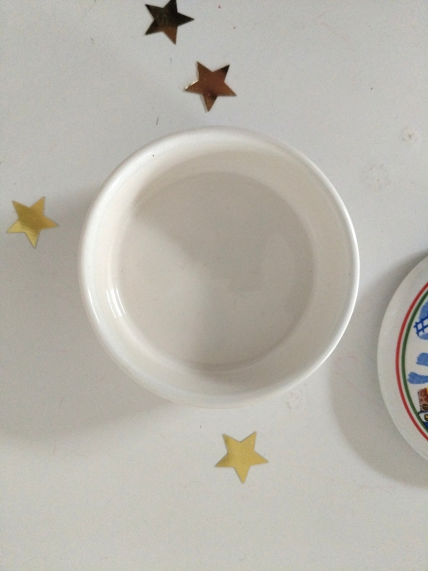 Petite boîte en porcelaine publicitaire Yves Rocher au choix