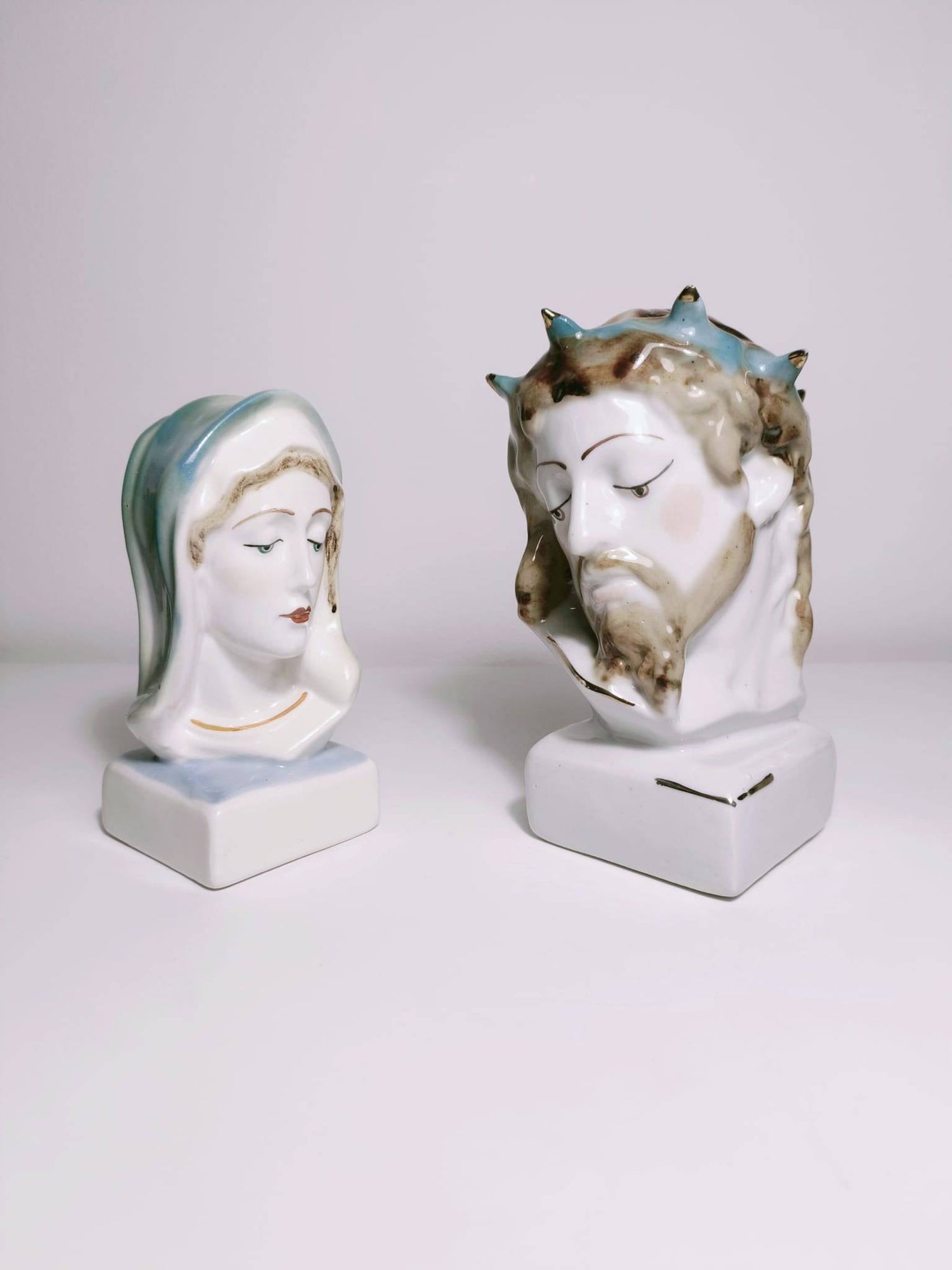 Statues visage Marie et Jésus - cetaitmieuxavant