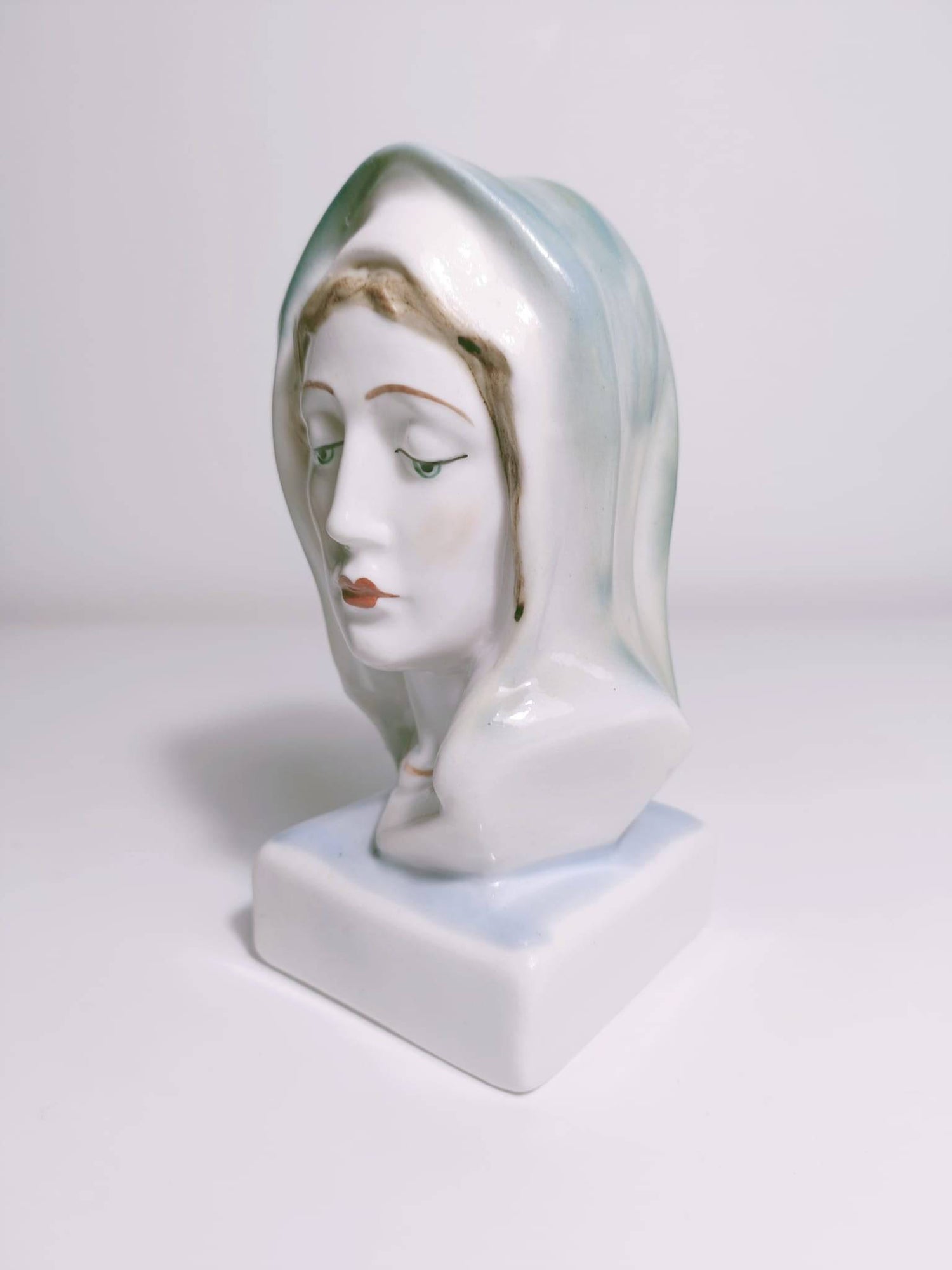 Statues visage Marie et Jésus - cetaitmieuxavant